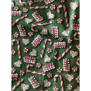 VINTAGE Handmade Christmas HOLIDAY TABLECLOTH. CANDY CANES 71”x55” Vibrant E4